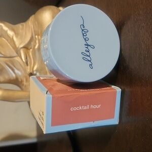 MULTI-USE FACE STACKER NEW